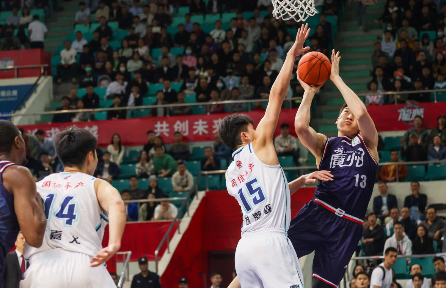 NBA常规赛今晚再迎强敌，北京首钢官宣签约，主帅态度——气氛紧张，医务组通报恢复的简单介绍