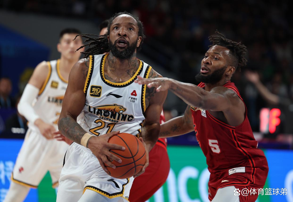 广厦男篮训练开放日；窗口期内部沟通引欢呼；欧联在即；细节决定成败的简单介绍