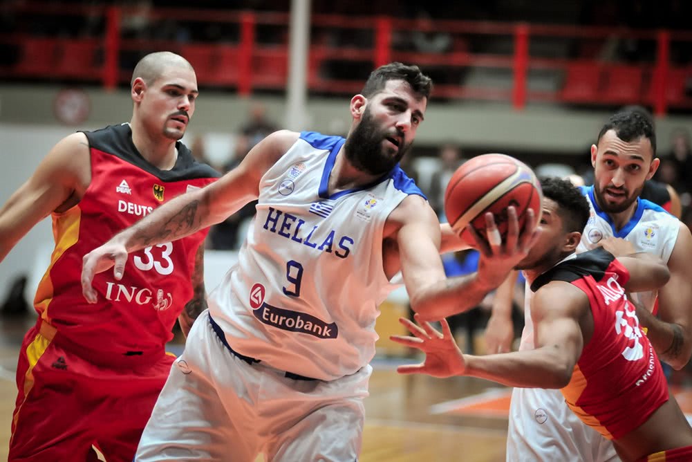 广厦男篮训练开放日；窗口期内部沟通引欢呼；欧联在即；细节决定成败的简单介绍